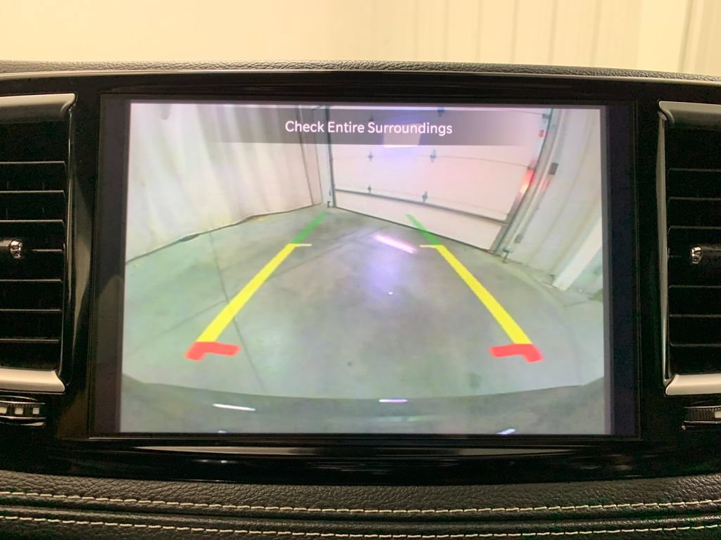 Used 2025 Chrysler Pacifica Limited FWD image 34