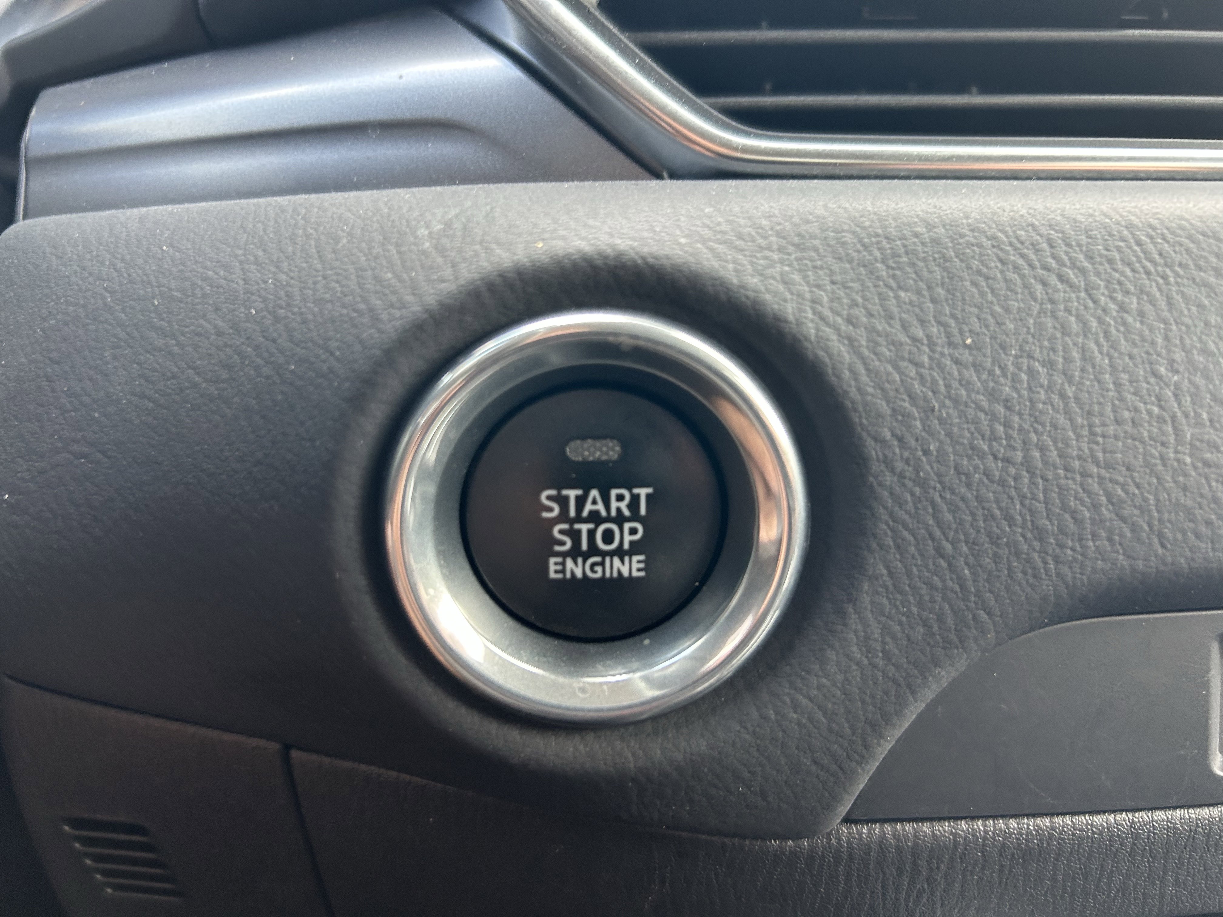 Used 2021 MAZDA CX-5 Touring image 17