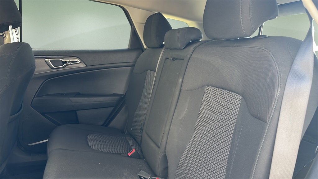 Used 2023 Kia Sportage LX image 12