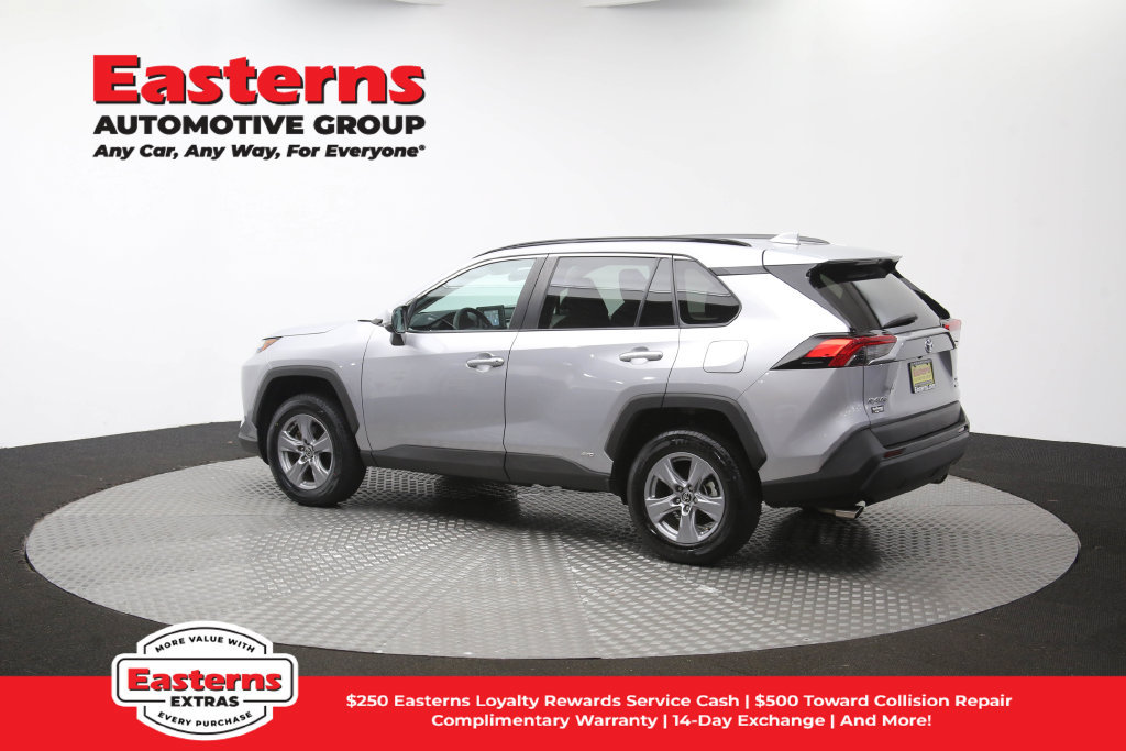 Used 2022 Toyota RAV4 XLE w/ Convenience Package AWD/4WD image 64
