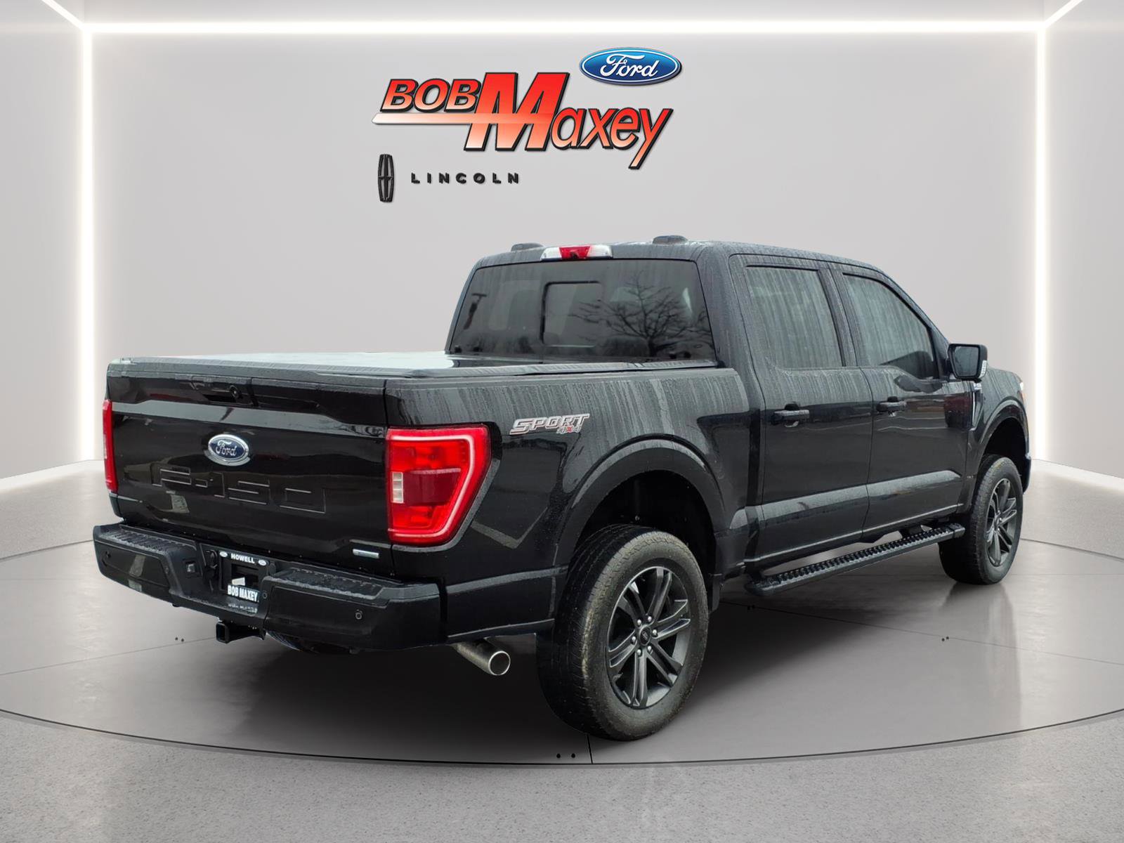 Used 2022 Ford F150 XLT w/ Equipment Group 302A High image 4