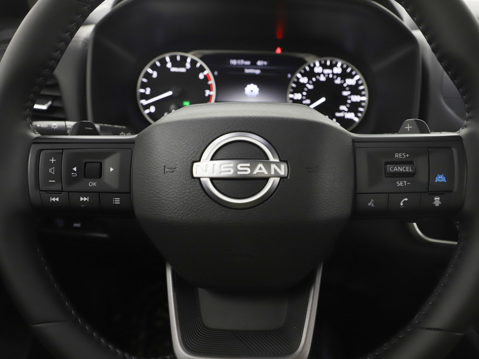 Used 2026 Nissan Rogue SV w/ SV Premium Package image 27