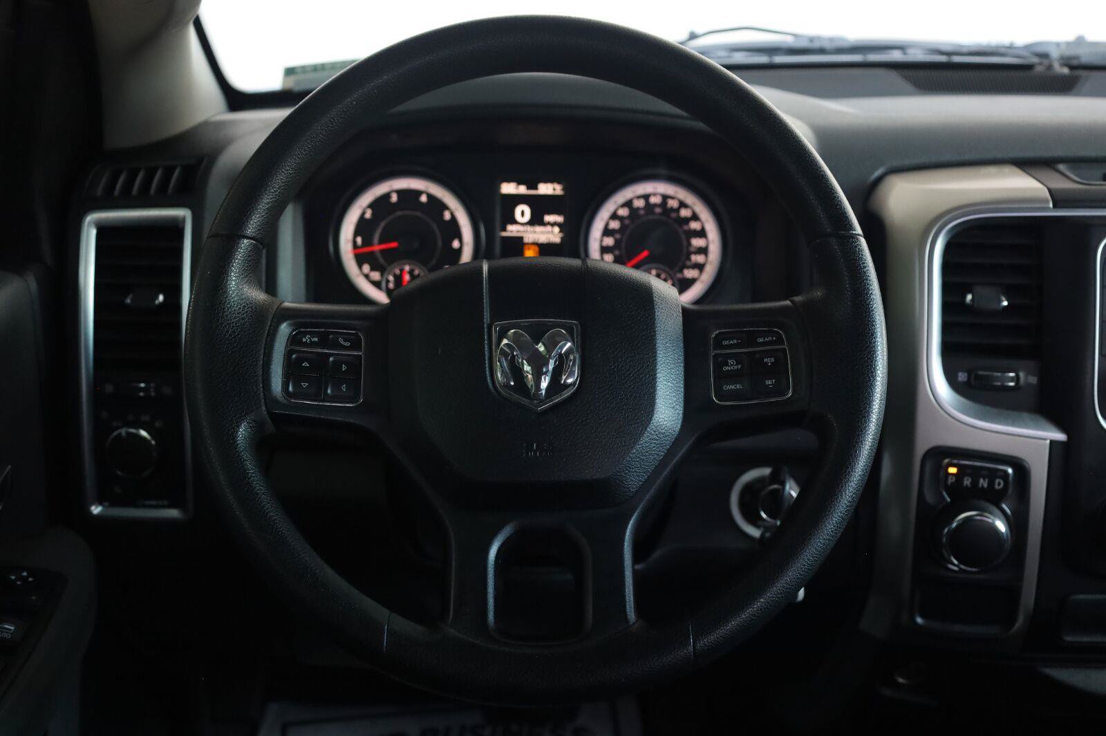 Used 2015 RAM 1500 Classic SLT RWD image 27
