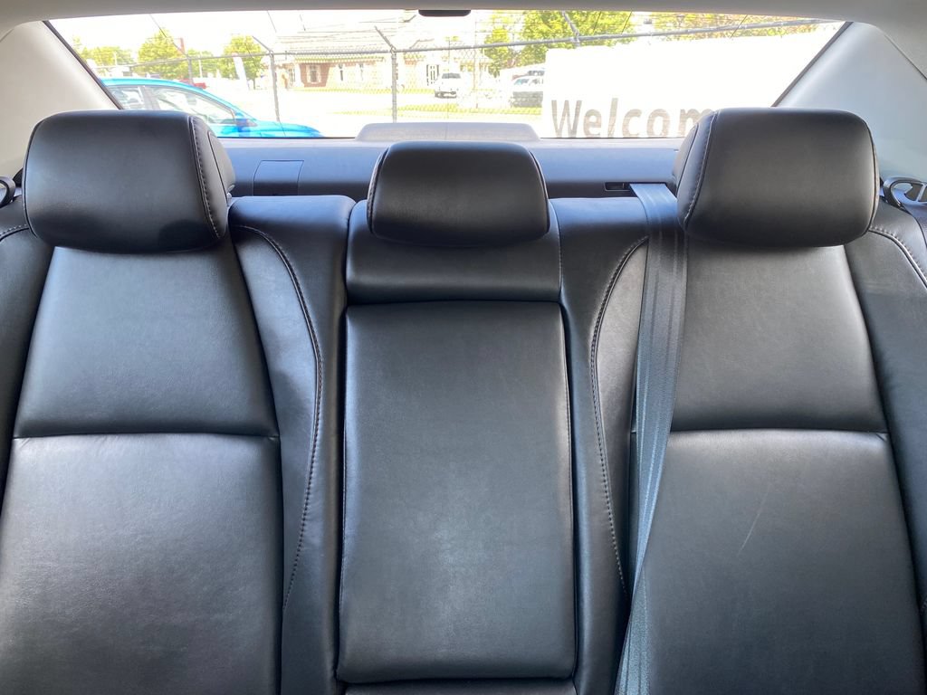 Used 2025 MAZDA MAZDA3 s FWD image 27
