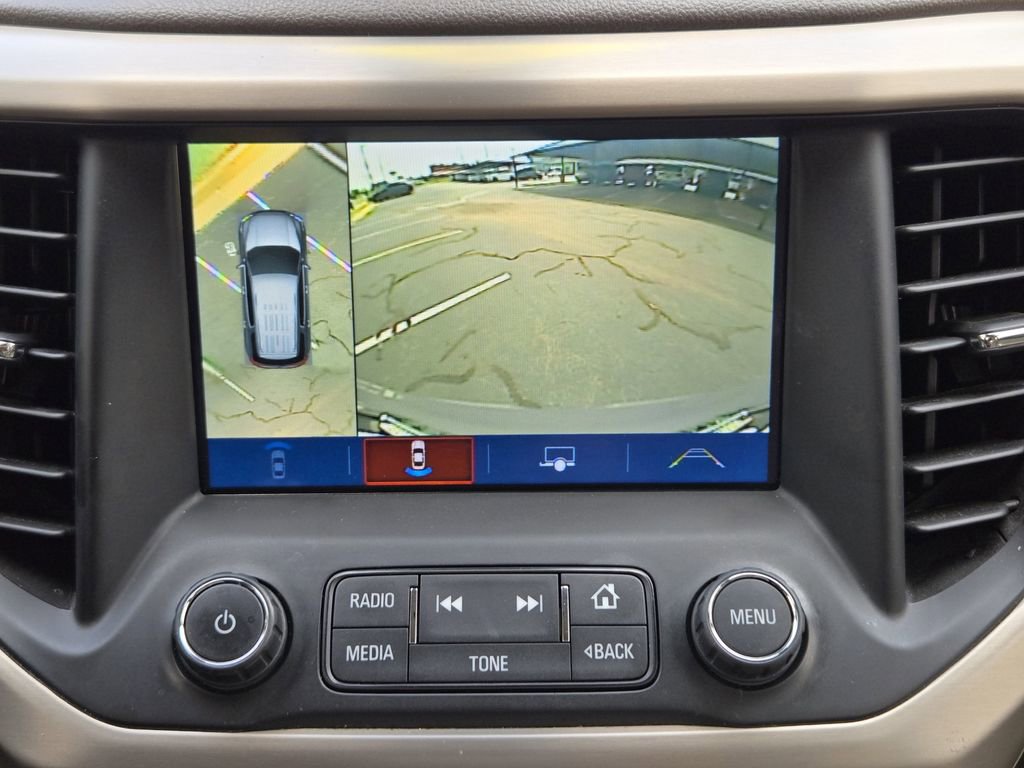 Used 2019 GMC Acadia Denali w/ Technology Package FWD image 18