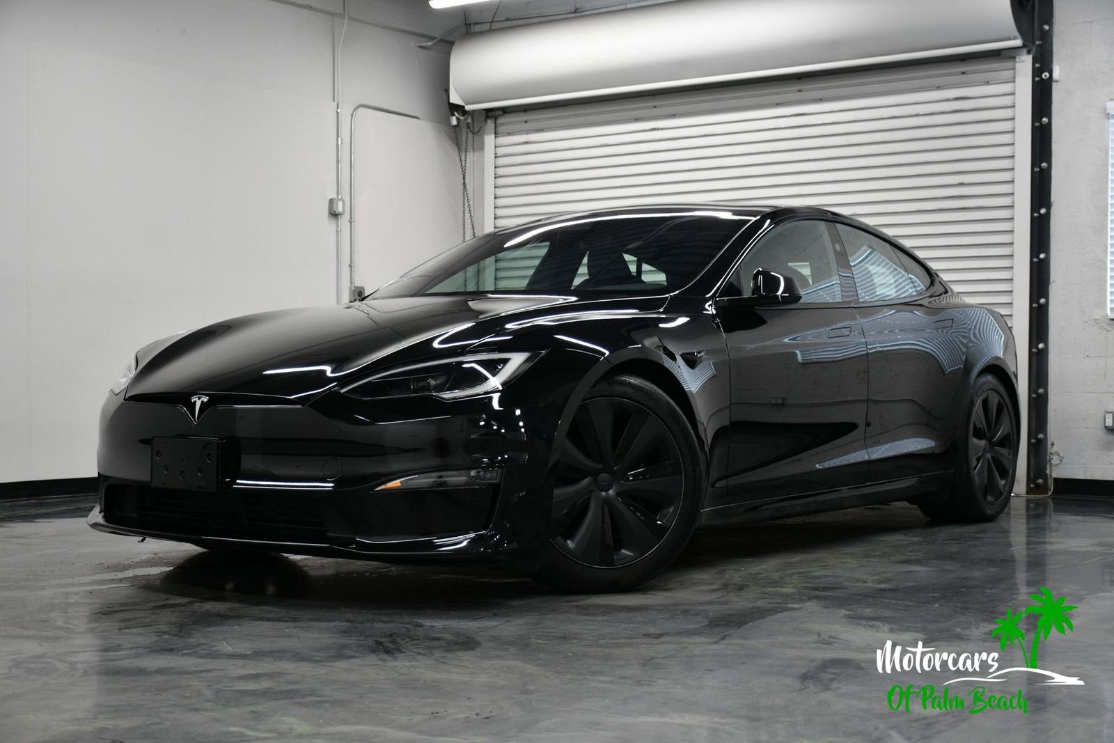 Used 2024 Tesla Model S AWD/4WD image 1