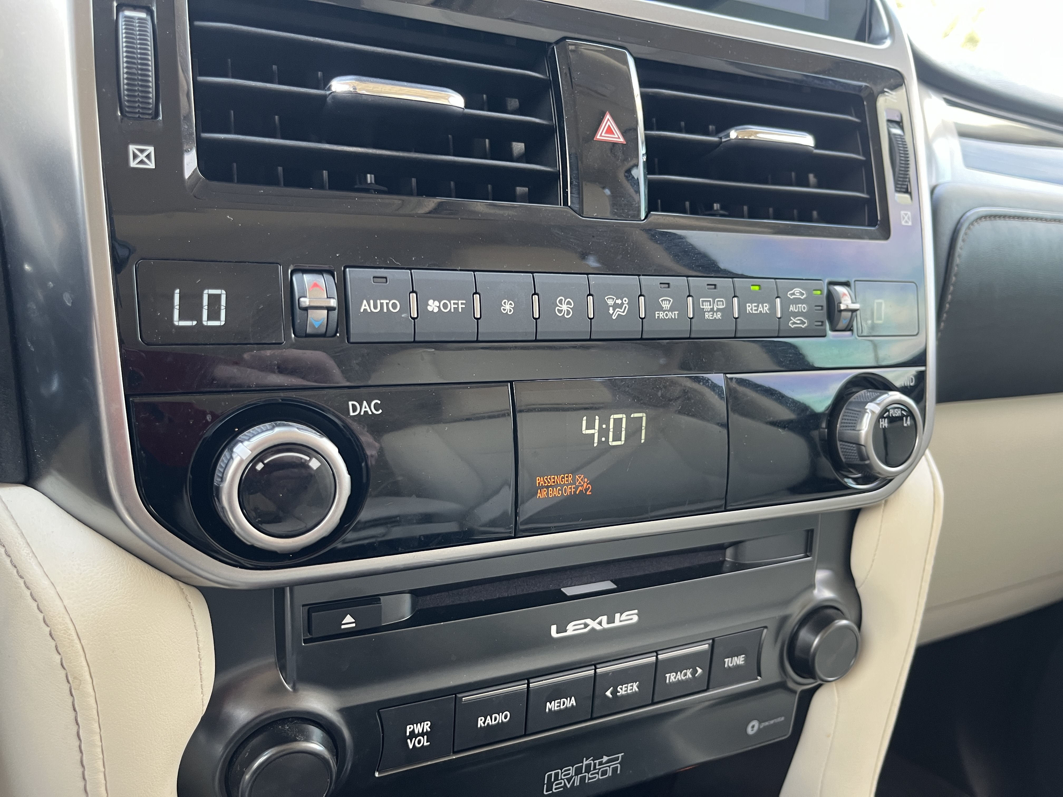 Used 2023 Lexus GX 460 Premium w/ Premium Plus Package AWD/4WD image 29