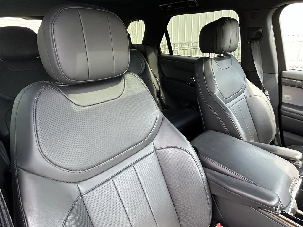 Used 2025 Land Rover Range Rover Sport SE AWD/4WD image 41