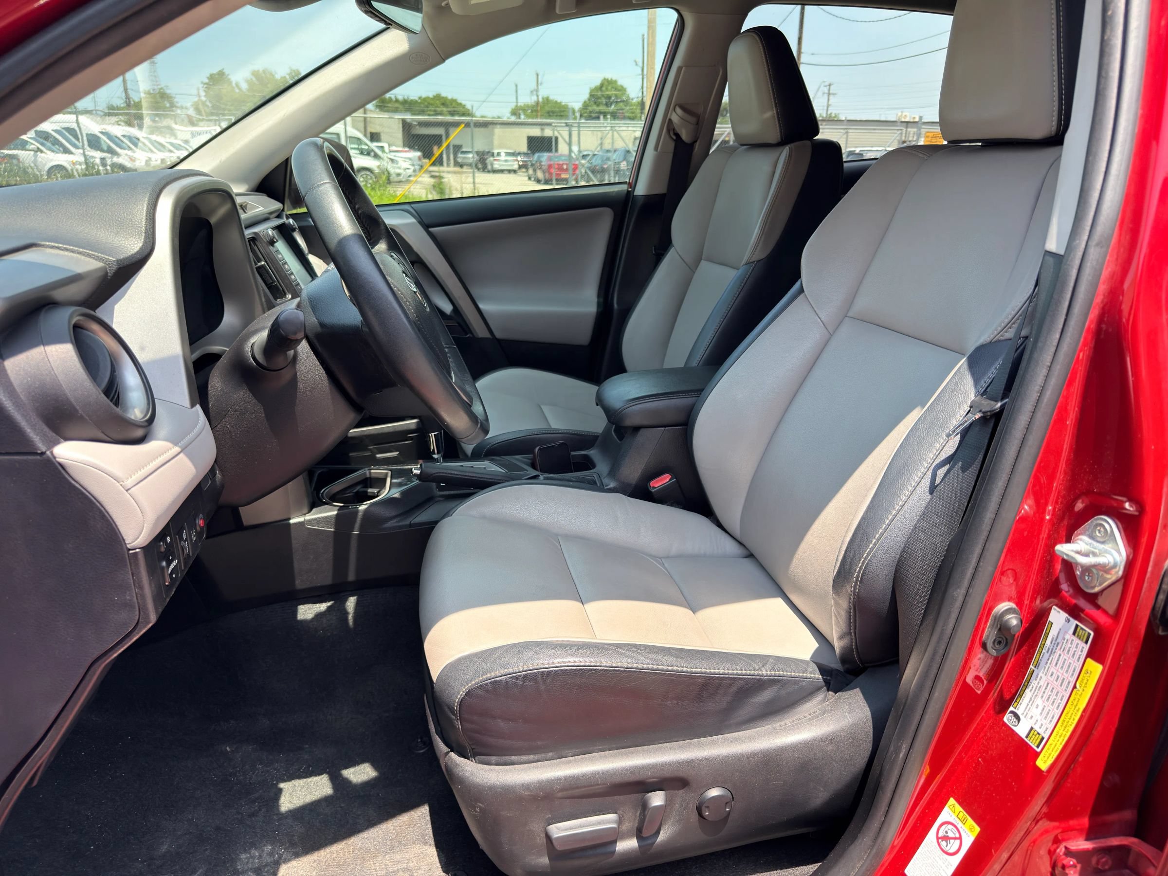 Used 2017 Toyota RAV4 Limited w/ Advanced Technology Package FWD image 16