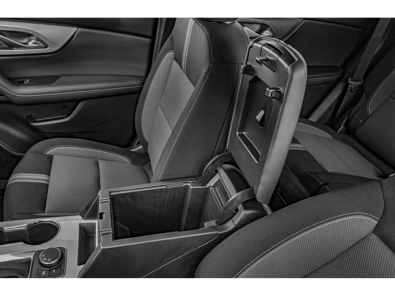 New 2026 Chevrolet Blazer LT w/ Convenience Package FWD image 61