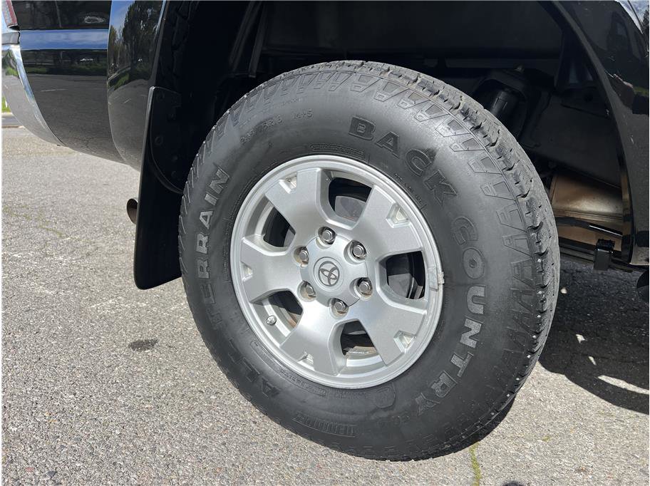 Used 2012 Toyota Tacoma PreRunner w/ SR5 Pkg RWD image 18