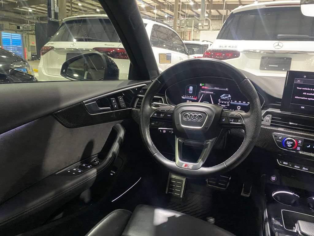Used 2021 Audi S4 Premium Plus w/ Premium Plus Package AWD/4WD image 3