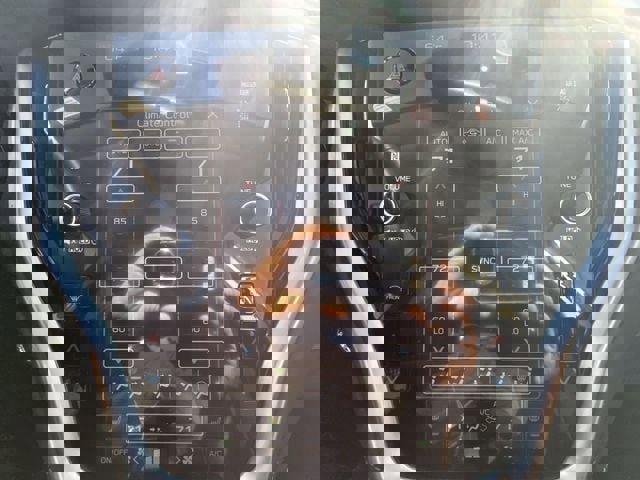 Certified 2025 Subaru Outback Premium image 19