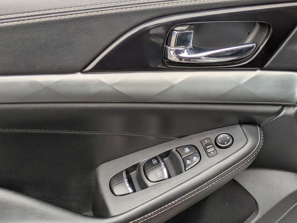 Used 2019 Nissan Maxima 3.5 SL w/ Floor Mat Group image 10