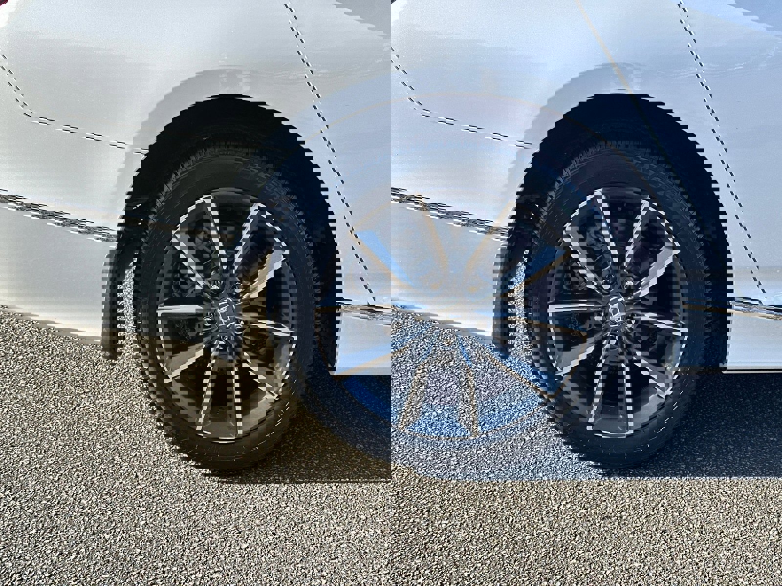 Used 2022 Honda Accord EX-L image 17