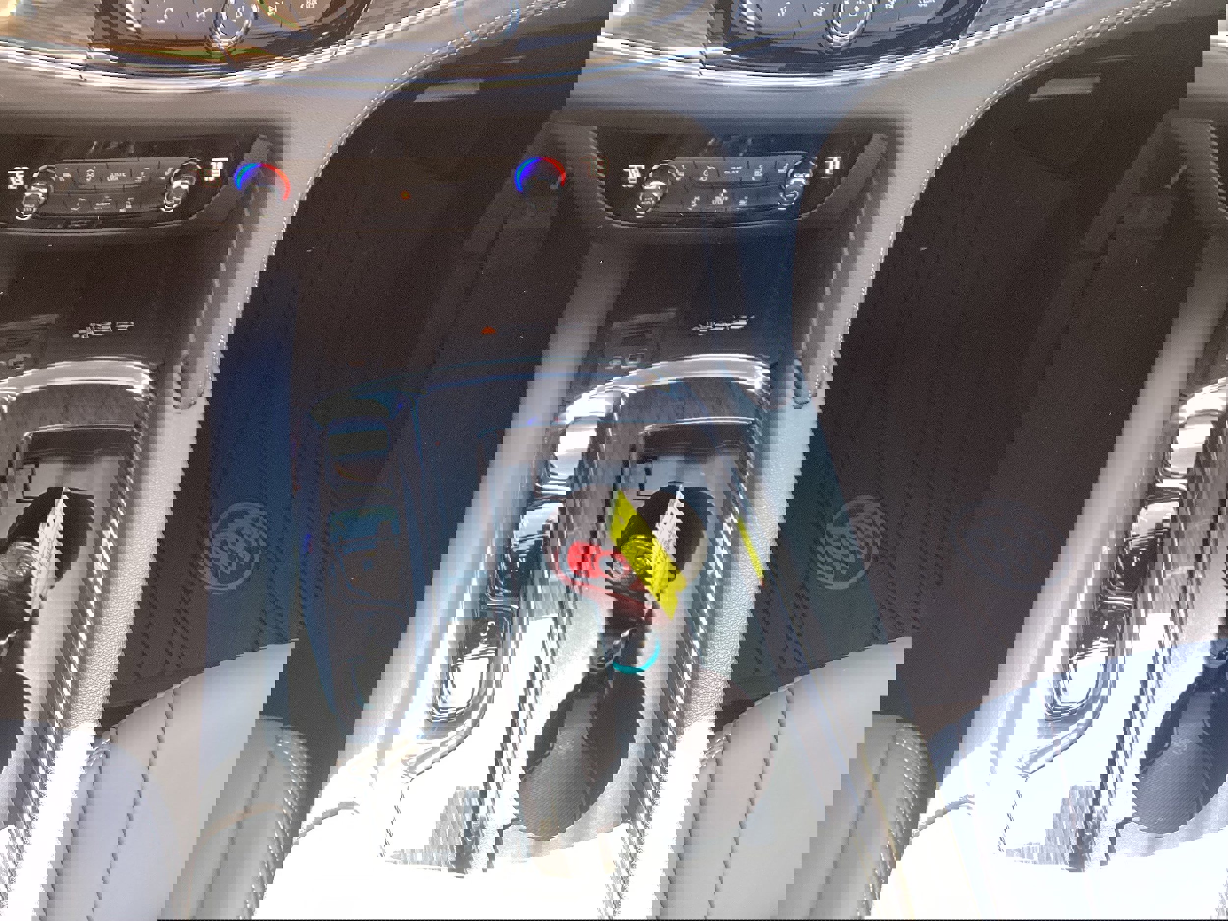 Used 2024 Buick Enclave Essence w/ Experience Buick Package image 22