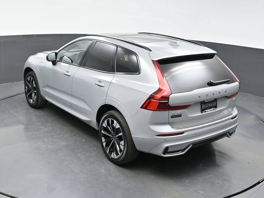 New 2026 Volvo XC60 T8 Plus w/ Climate Package PRO AWD/4WD image 33