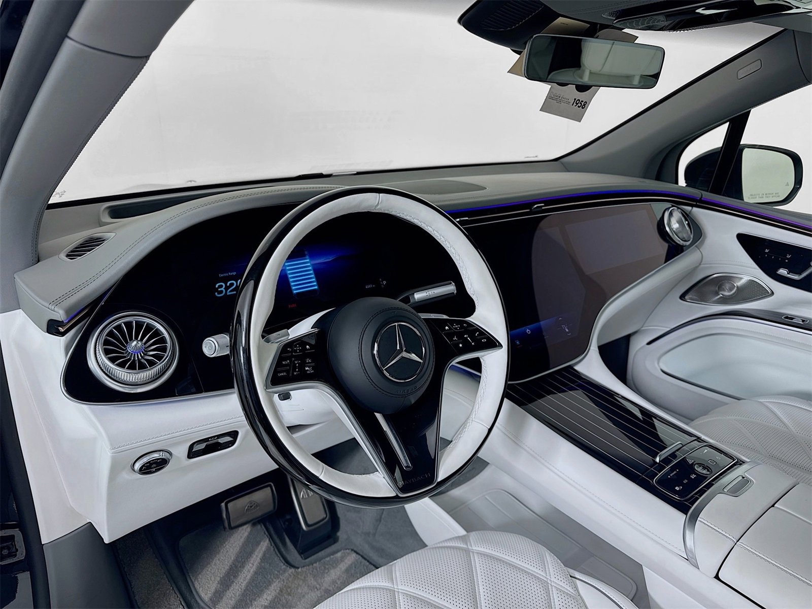 Used 2024 Mercedes-Benz Maybach EQS 680 Maybach EQS 680 image 10