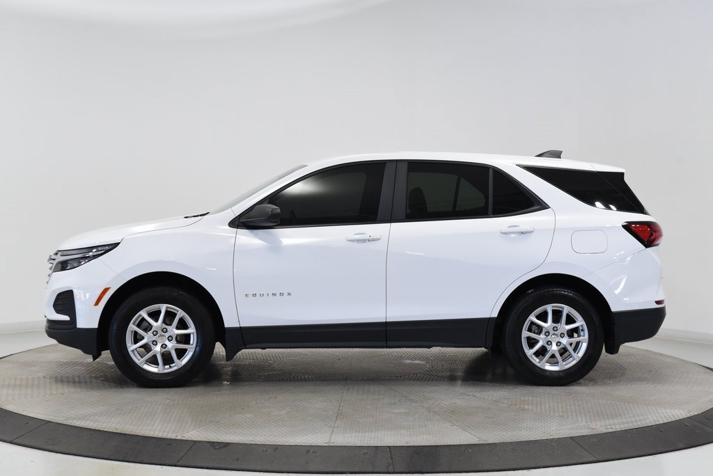 Used 2024 Chevrolet Equinox LS w/ LS Convenience Package image 7