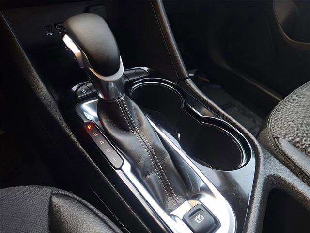 Used 2025 Buick Encore GX Preferred image 12