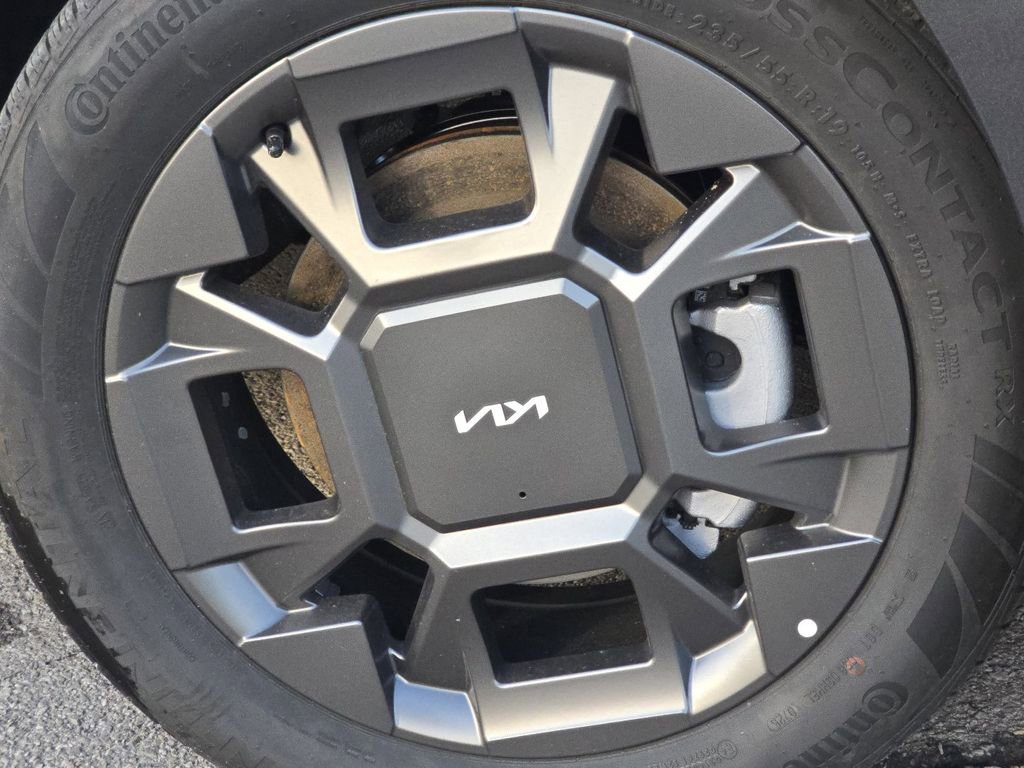 New 2026 Kia Carnival EX image 9