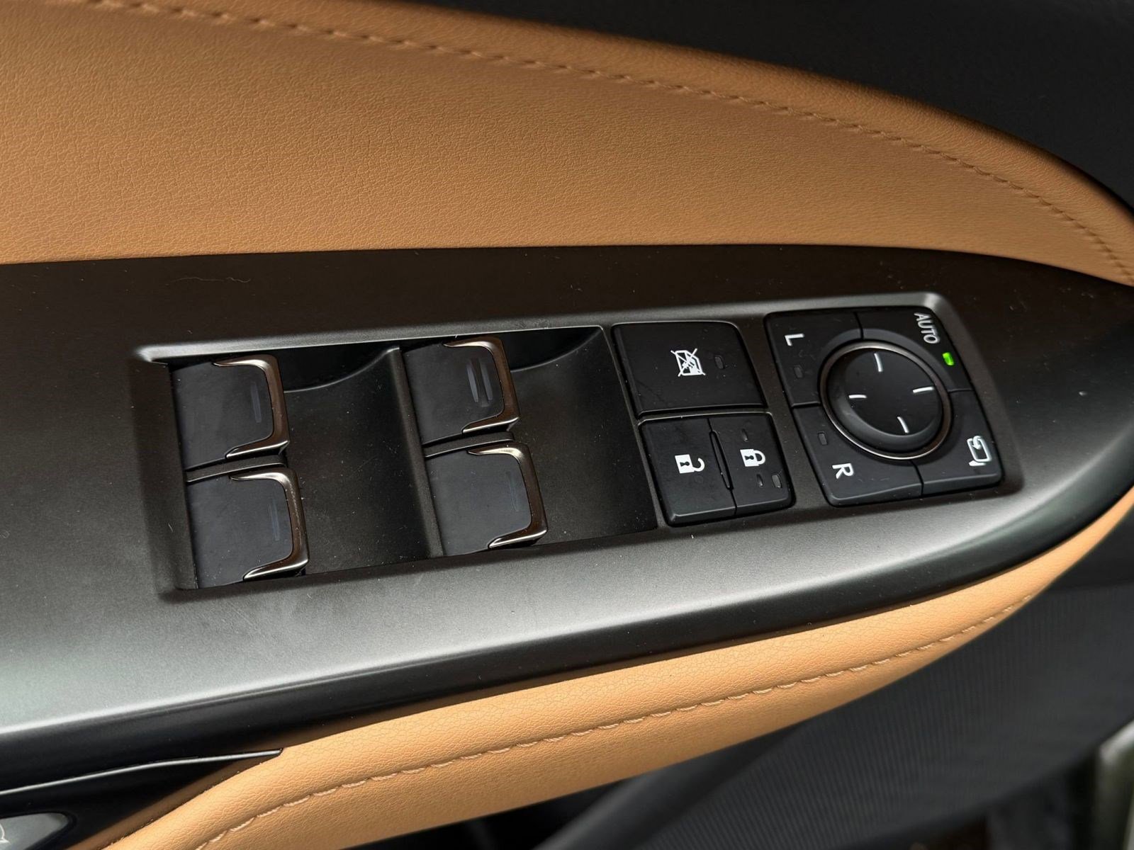 Certified 2025 Lexus NX 350 AWD w/ Cold Area Package image 25