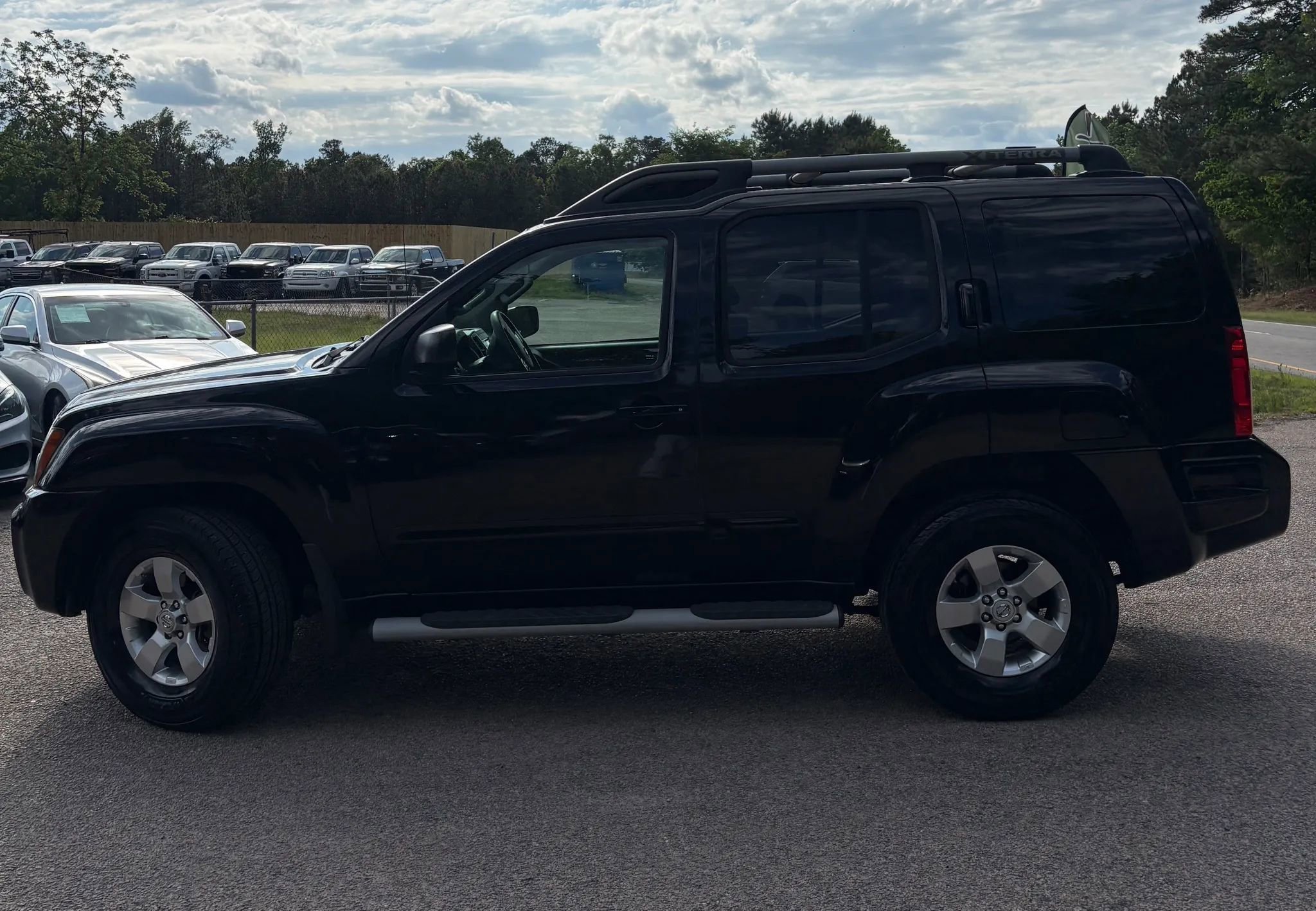 Used 2013 Nissan Xterra S w/ Value Package AWD/4WD image 3