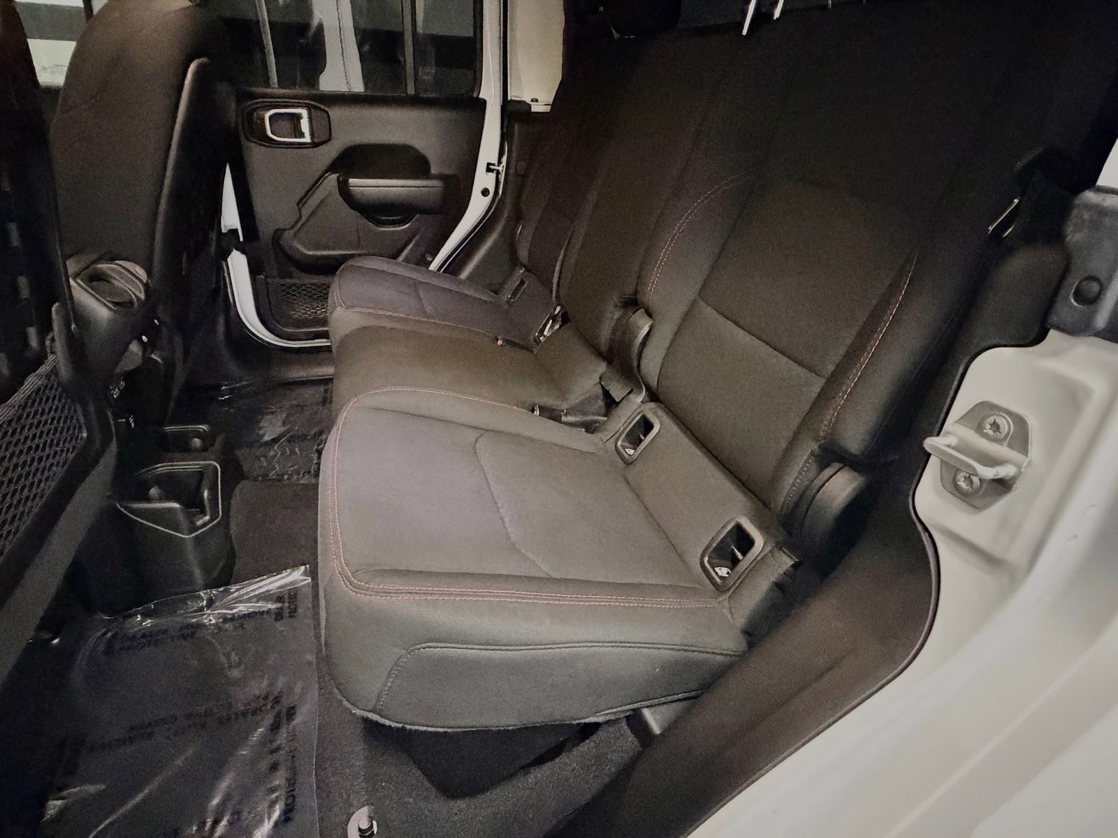 Used 2022 Jeep Gladiator Rubicon w/ Trailer Tow Package AWD/4WD image 39