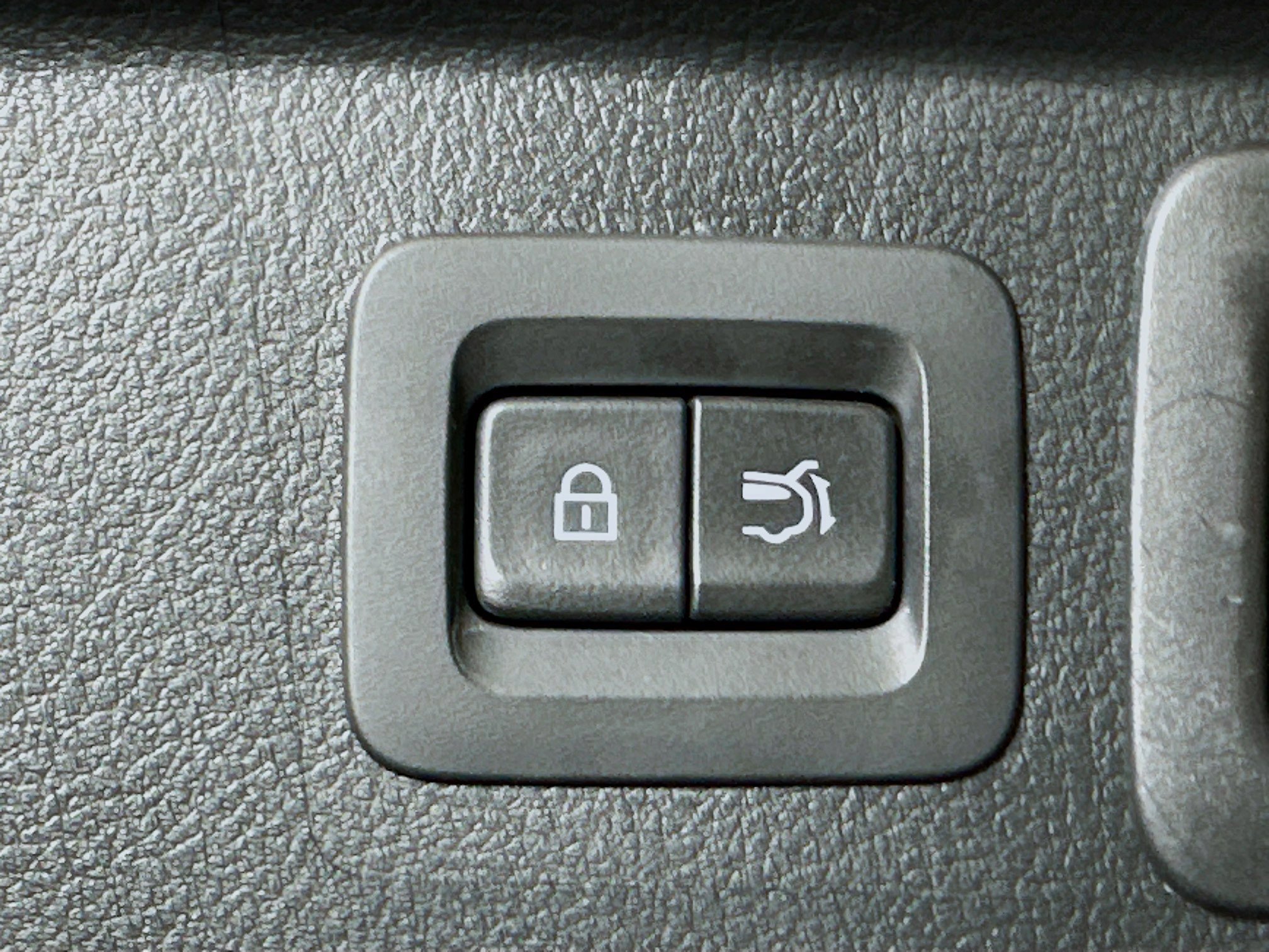 Used 2025 MAZDA CX-50 AWD 2.5 S w/ Preferred Package image 27