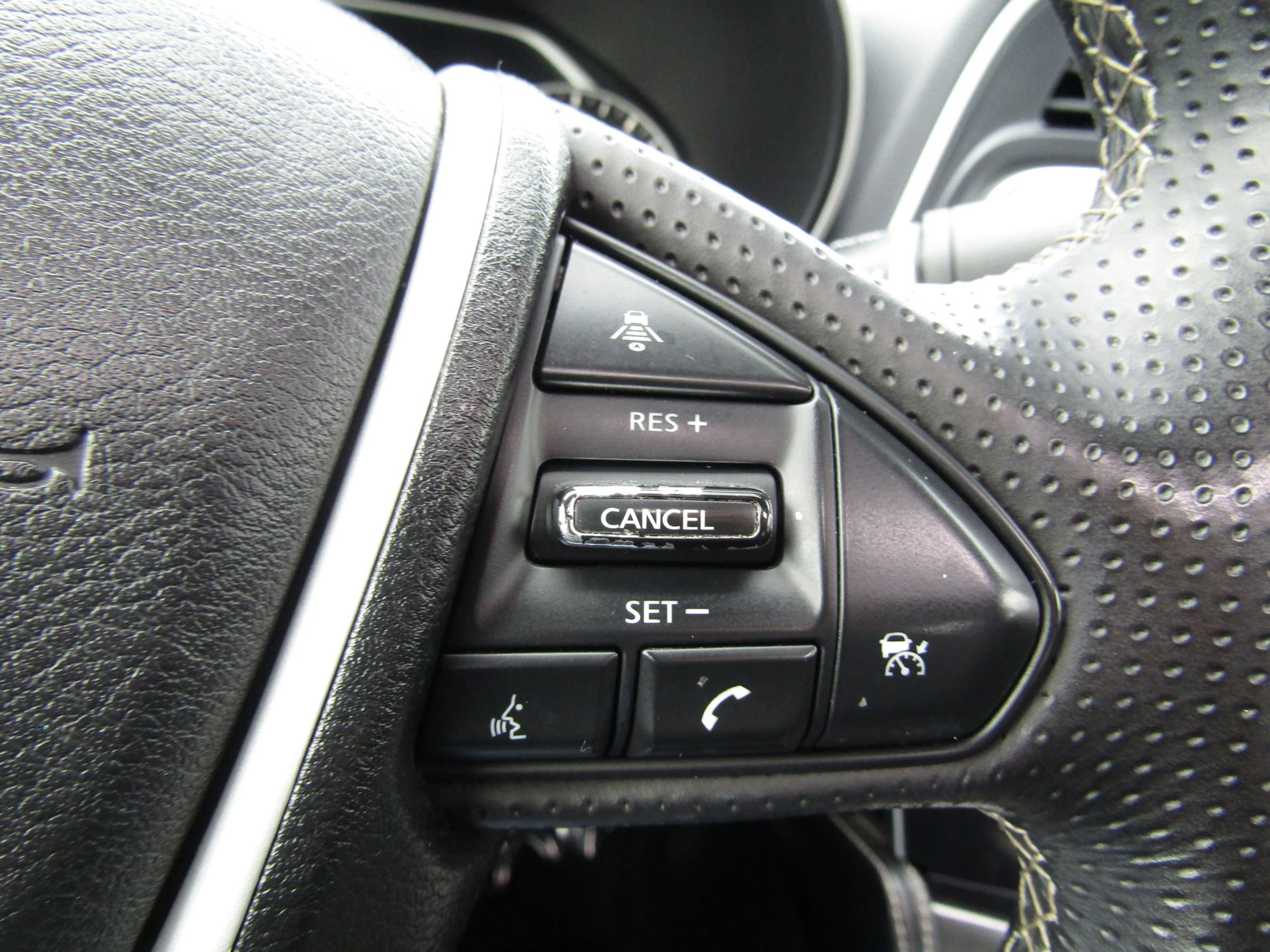 Used 2016 Nissan Maxima Platinum image 33