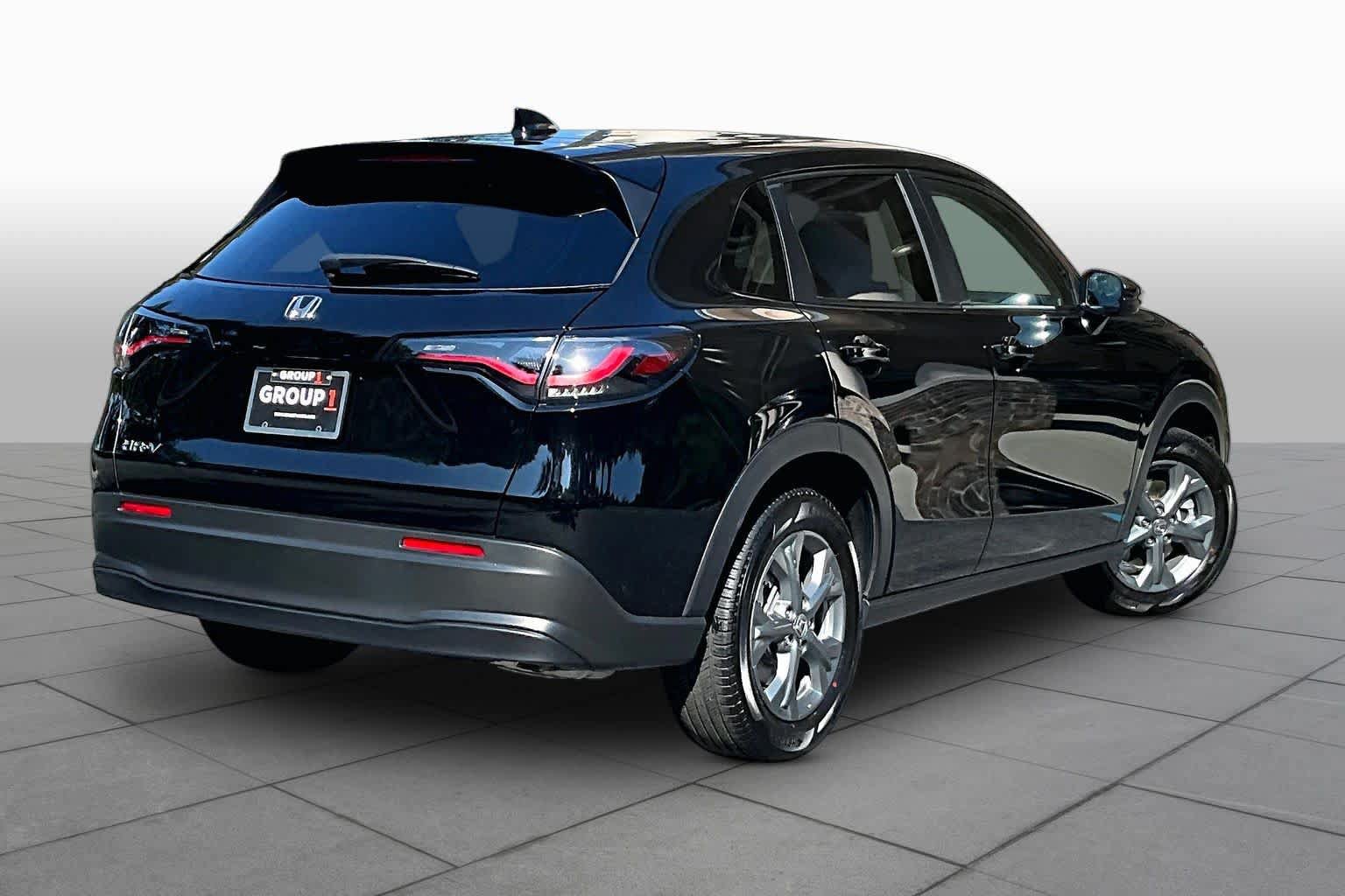 Certified 2026 Honda HR-V LX image 45