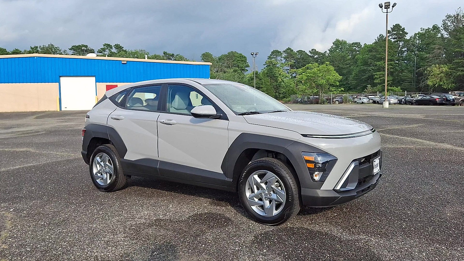 Certified 2025 Hyundai Kona SE AWD/4WD image 2