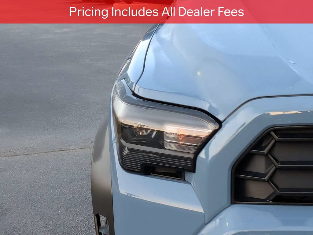 Certified 2025 Toyota 4Runner TRD Off-Road Premium AWD/4WD image 11
