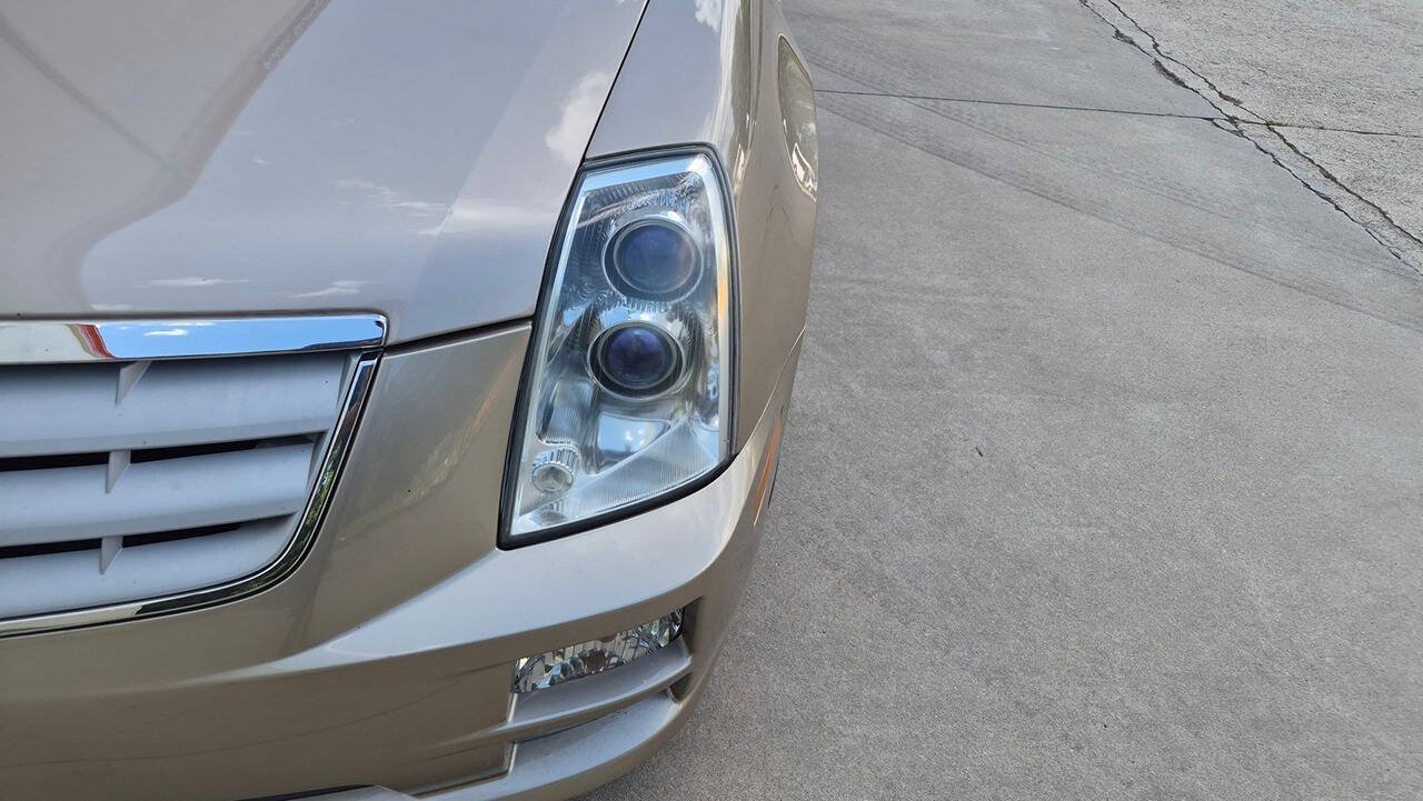 Used 2005 Cadillac STS w/ Preferred Equipment Group RWD image 6
