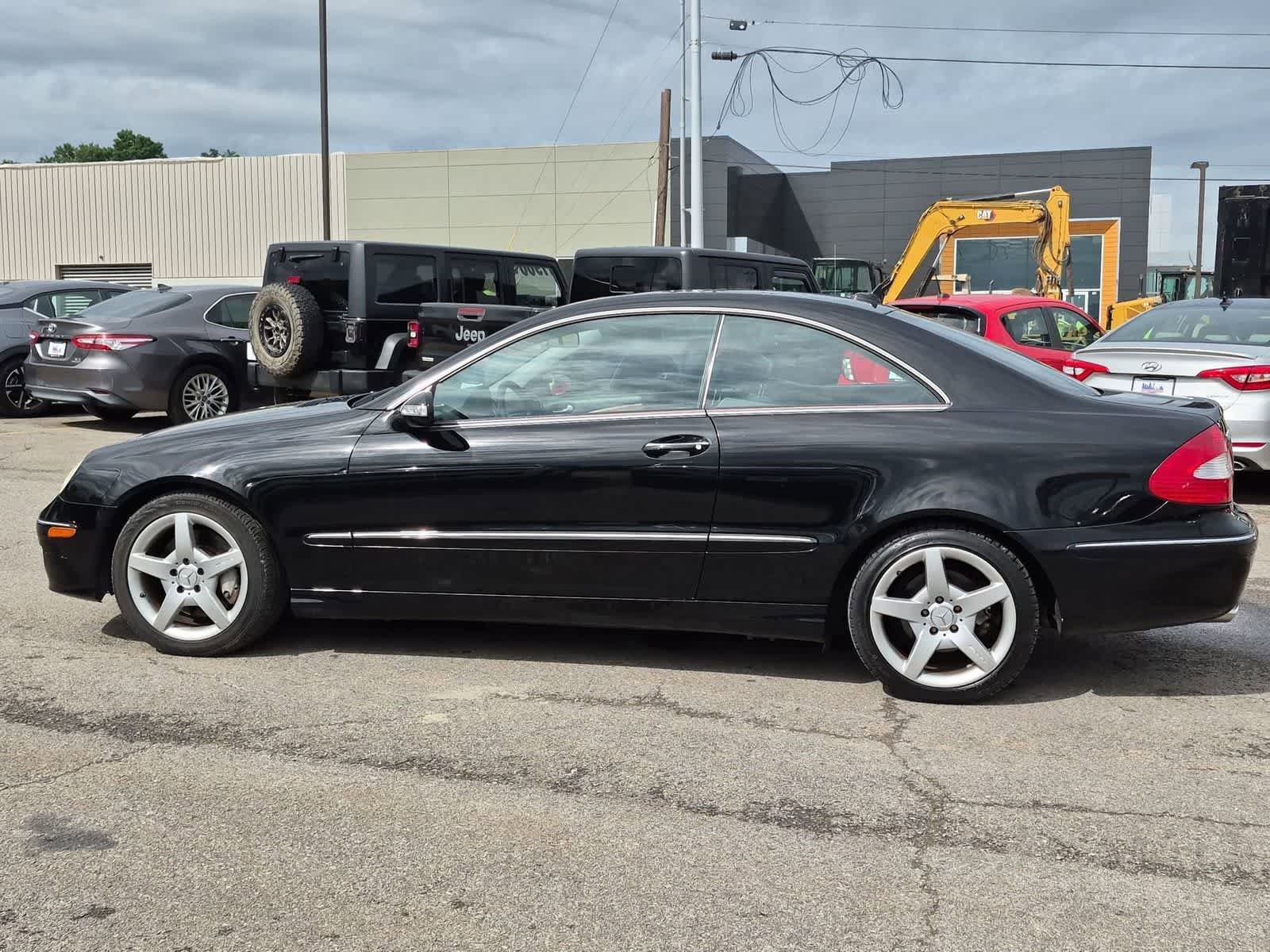 Used 2008 Mercedes-Benz CLK 350 Coupe image 5