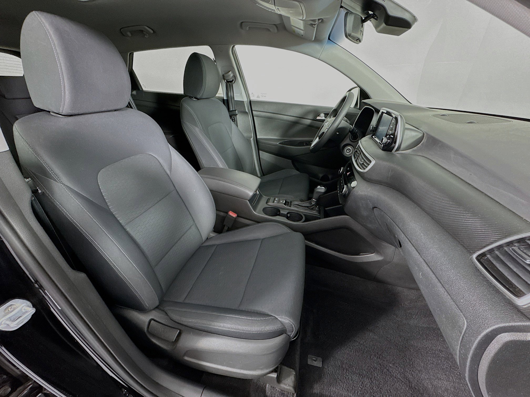 Used 2019 Hyundai Tucson SE image 25