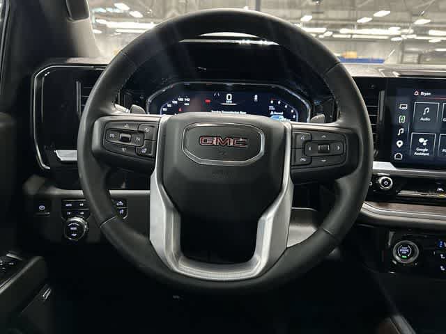 Used 2023 GMC Sierra 1500 SLT AWD/4WD image 15