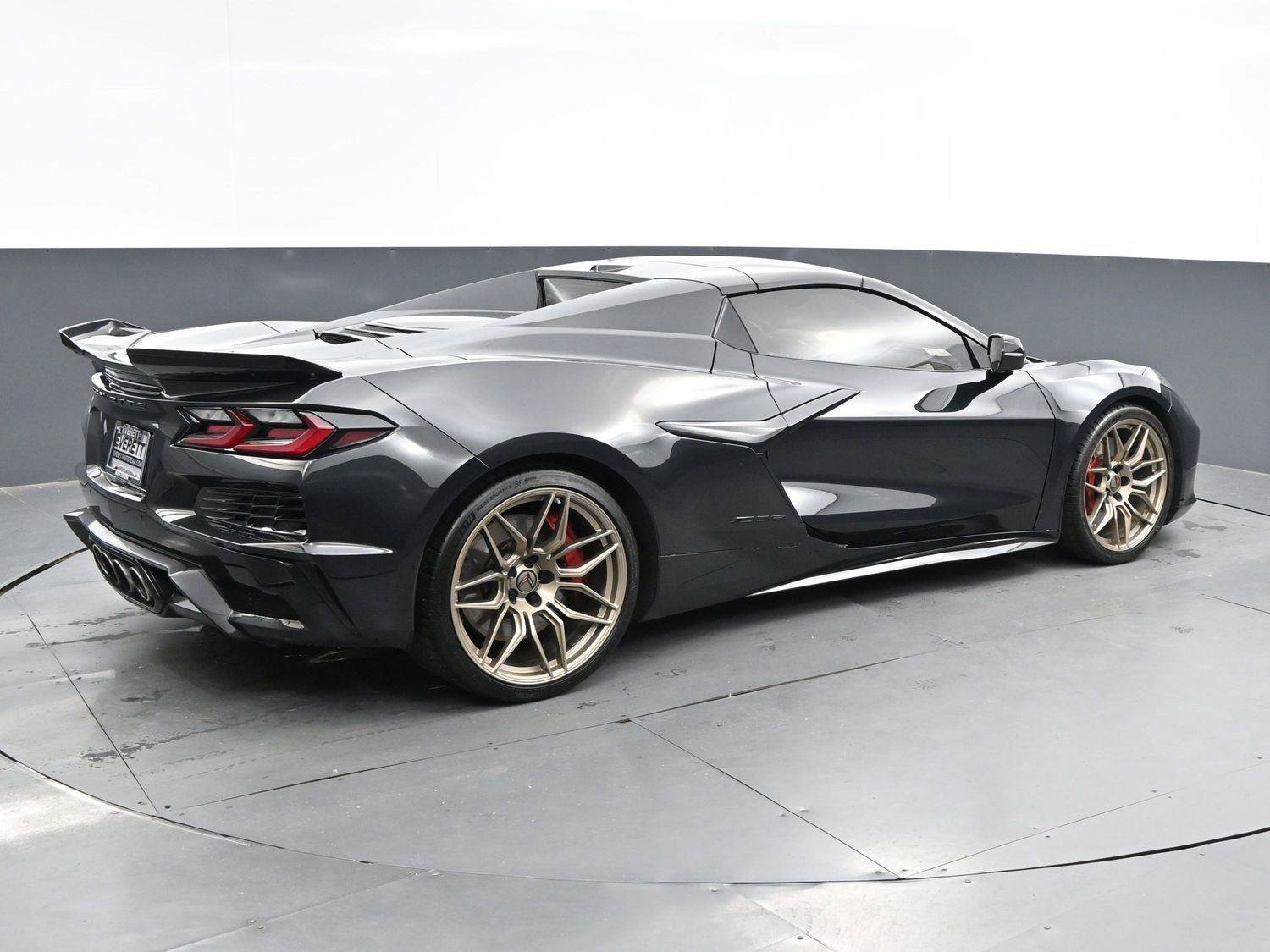 Used 2024 Chevrolet Corvette Z06 image 7