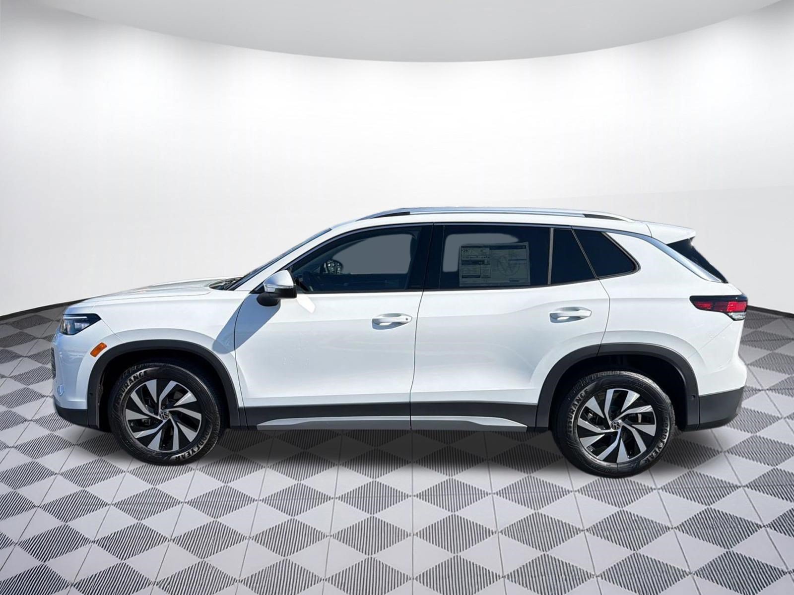 Certified 2026 Volkswagen Tiguan S FWD image 2