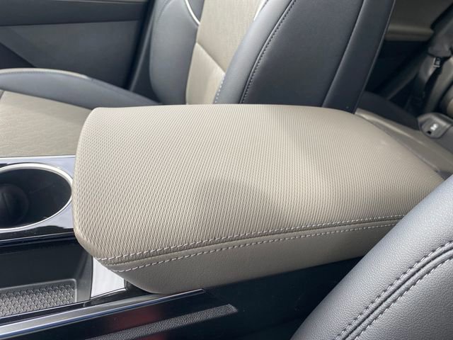 New 2026 Chevrolet Equinox LT w/ Convenience Package II AWD/4WD image 28
