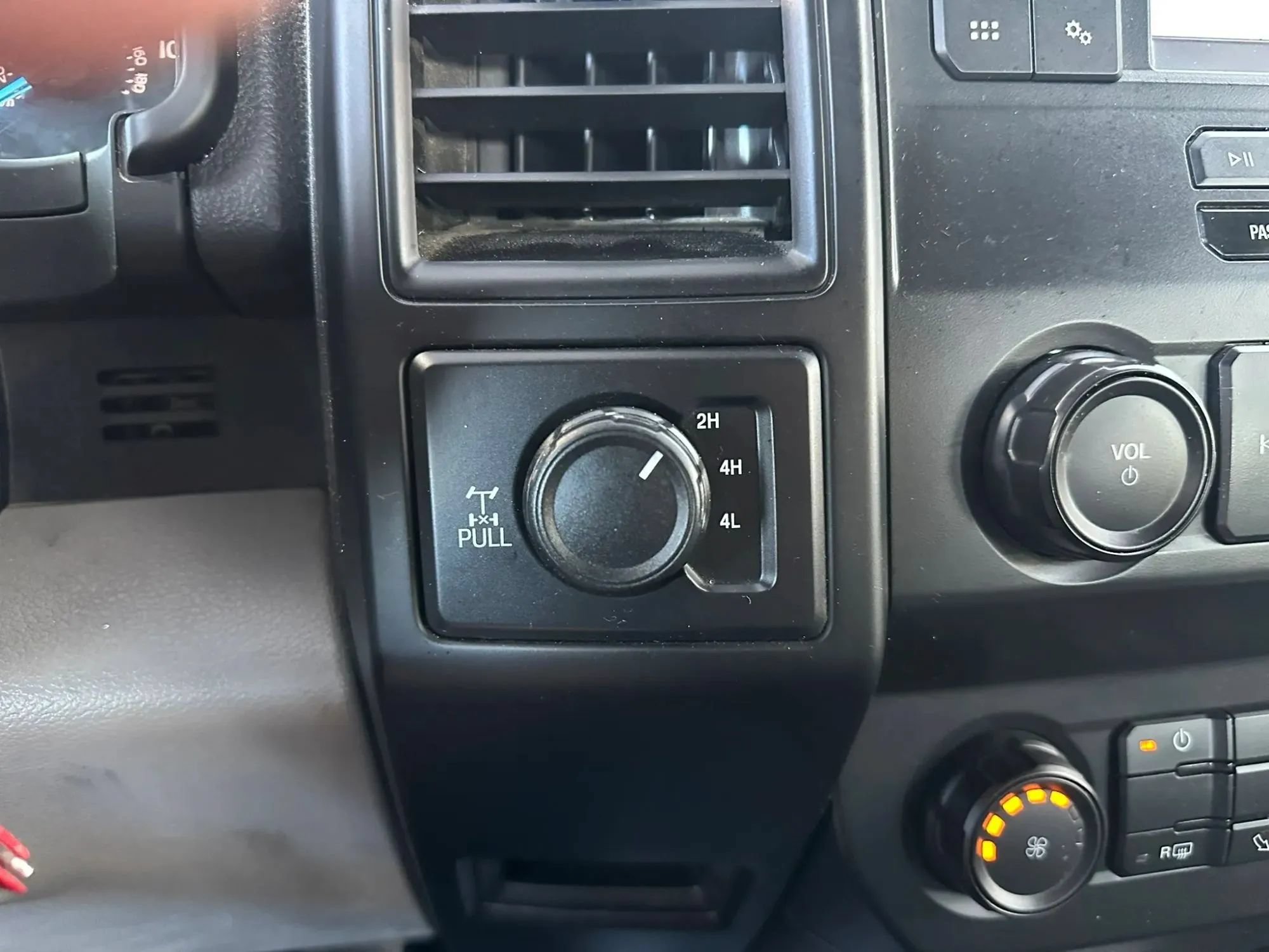 Used 2019 Ford F150 XL w/ XL Power Equipment Group AWD/4WD image 13