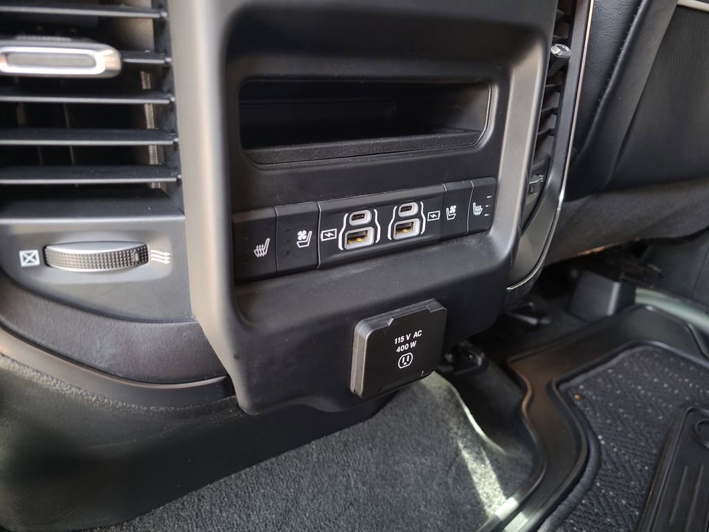 Used 2021 RAM 1500 Limited w/ Night Edition image 12