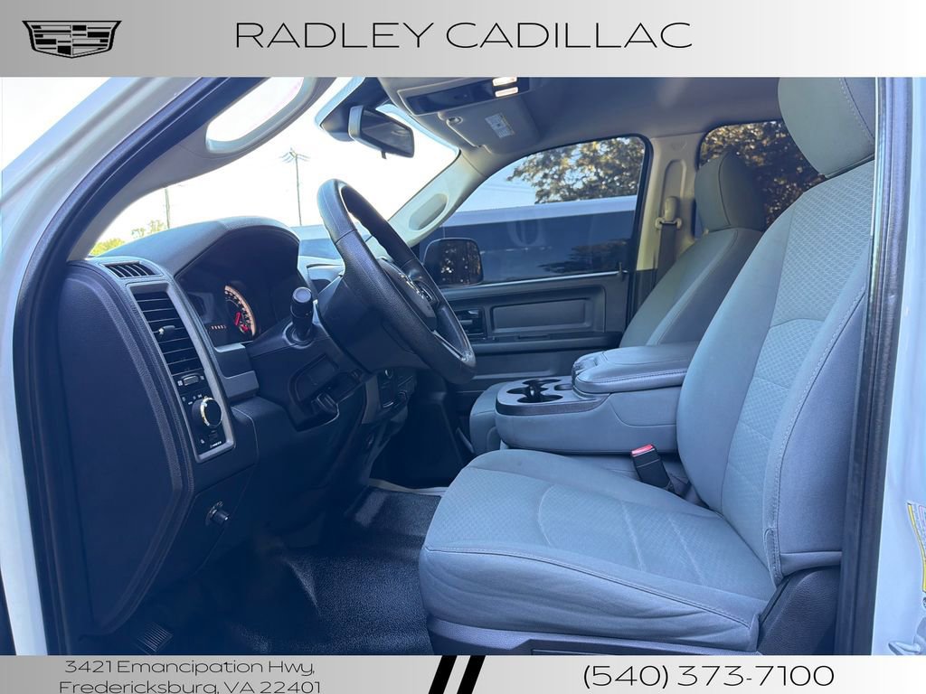 Used 2016 RAM 2500 Tradesman w/ Chrome Appearance Group AWD/4WD image 4