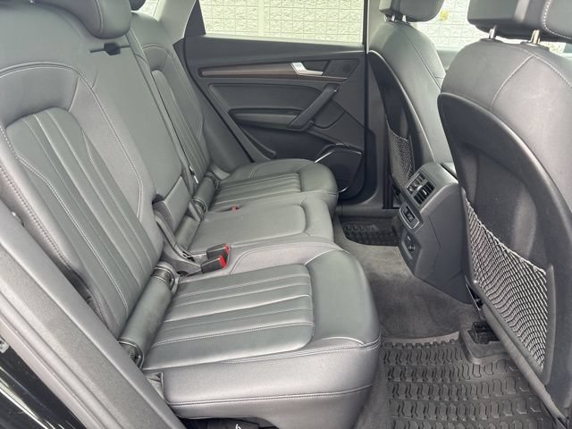 Used 2023 Audi Q5 2.0T Premium w/ Convenience Package AWD/4WD image 14
