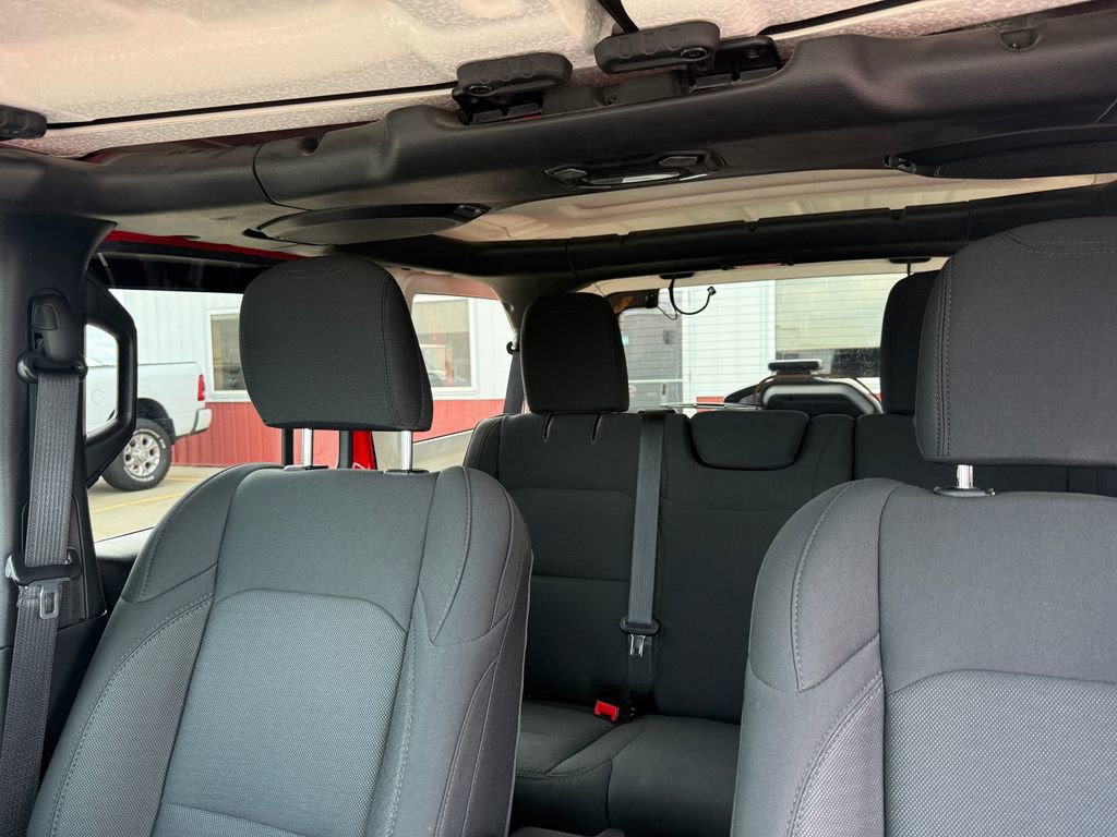 Used 2019 Jeep Wrangler Unlimited Sport S AWD/4WD image 29