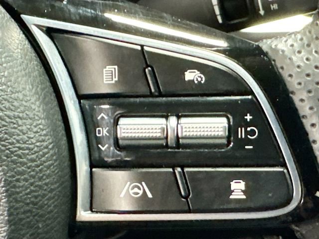 Used 2023 Kia Forte GT-Line w/ GT-Line Premium Package image 10