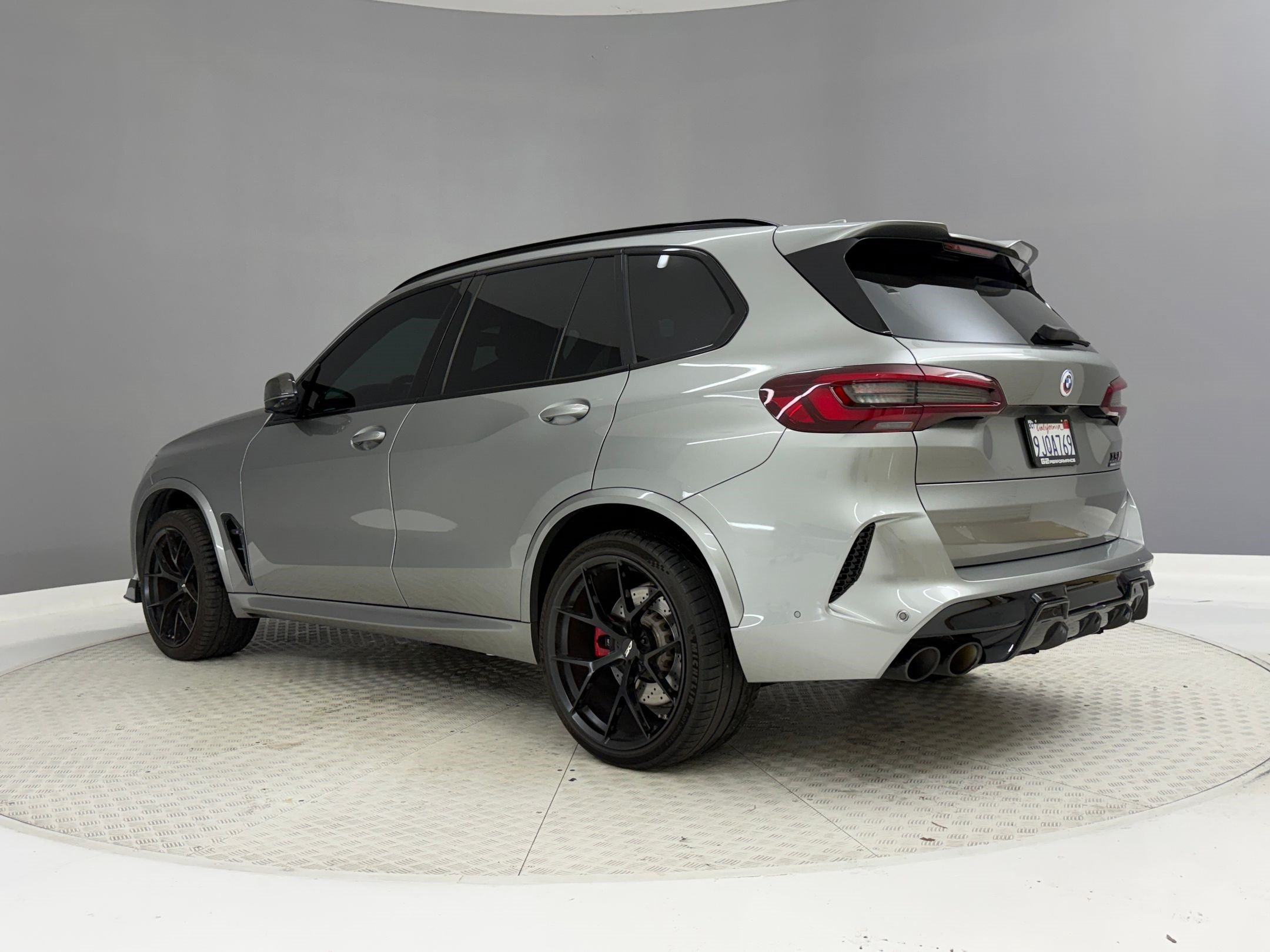 Certified 2023 BMW X5 M w/ Competition Package AWD/4WD image 3