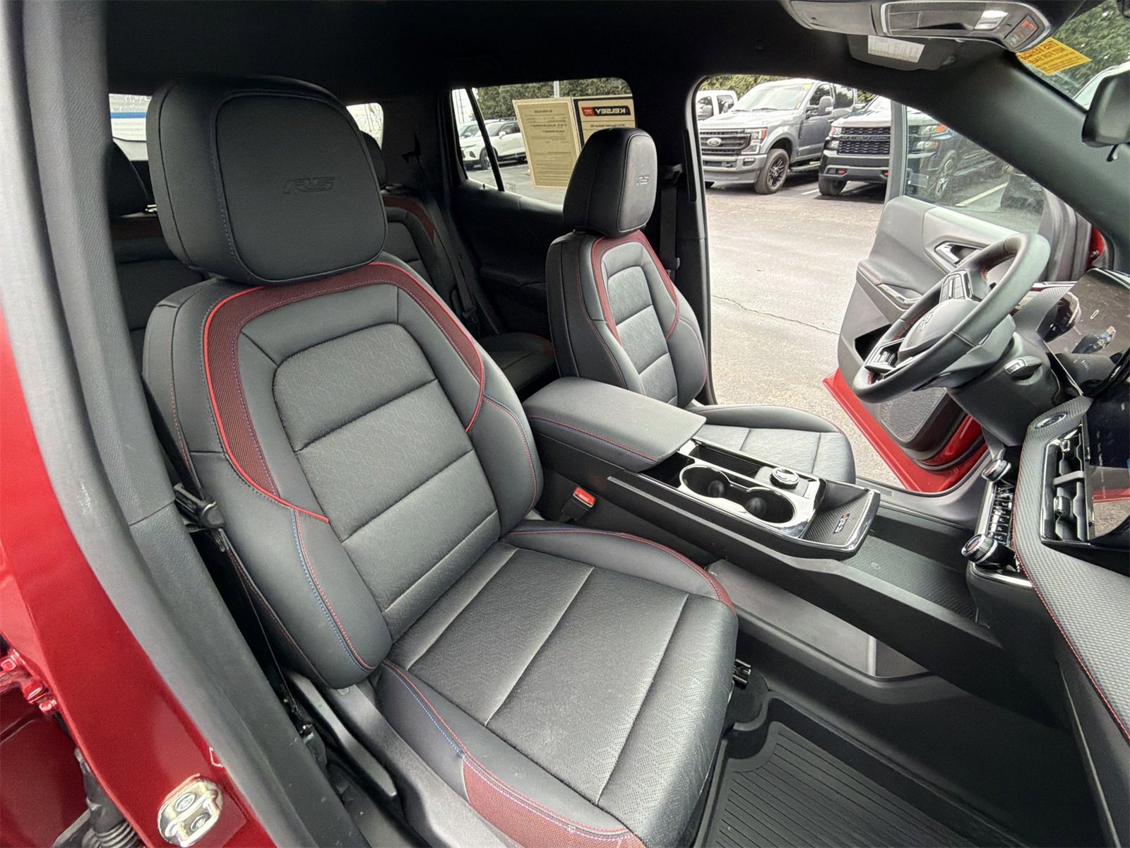 Used 2025 Chevrolet Equinox RS image 26