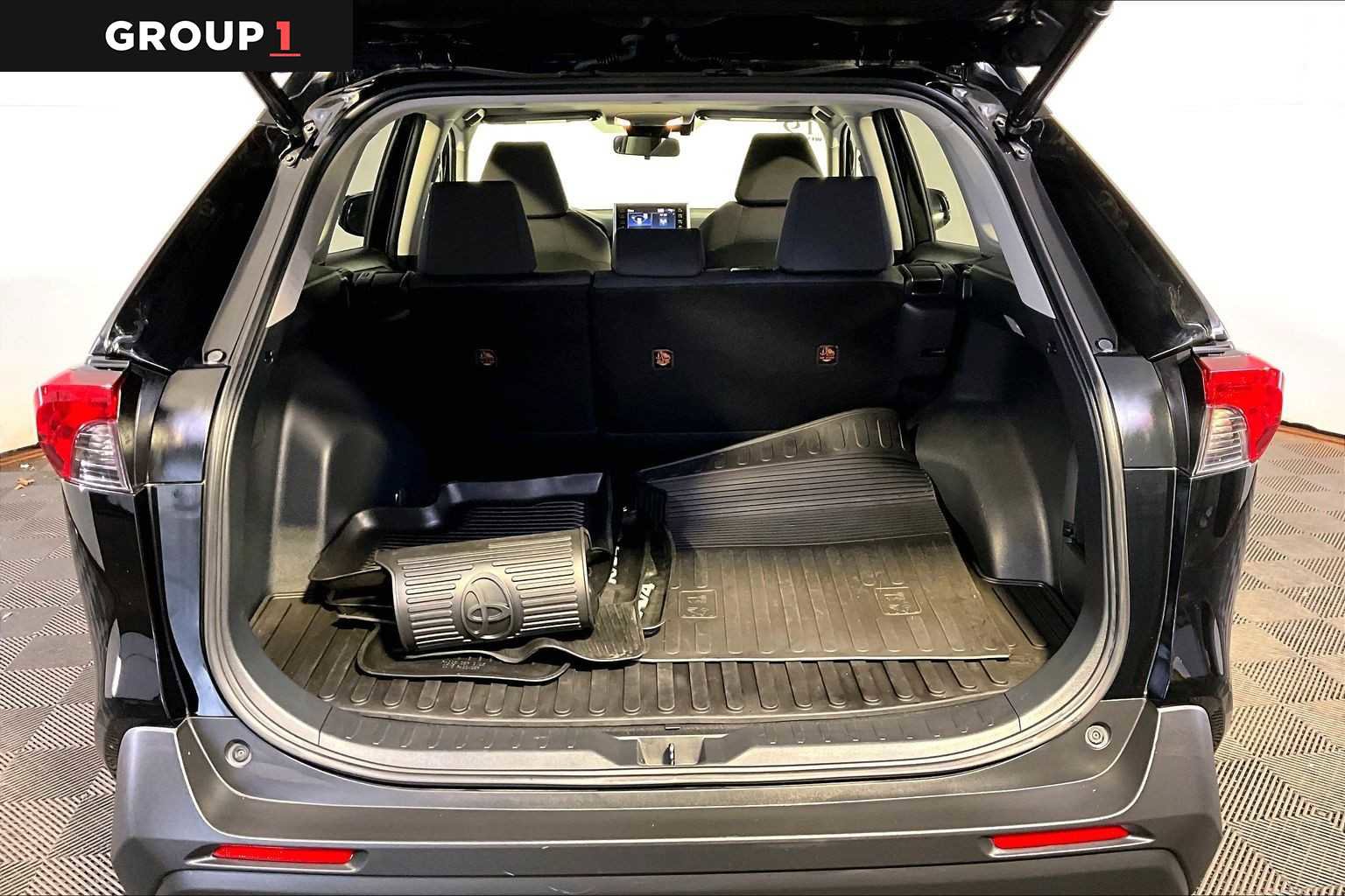 Used 2019 Toyota RAV4 XLE image 69