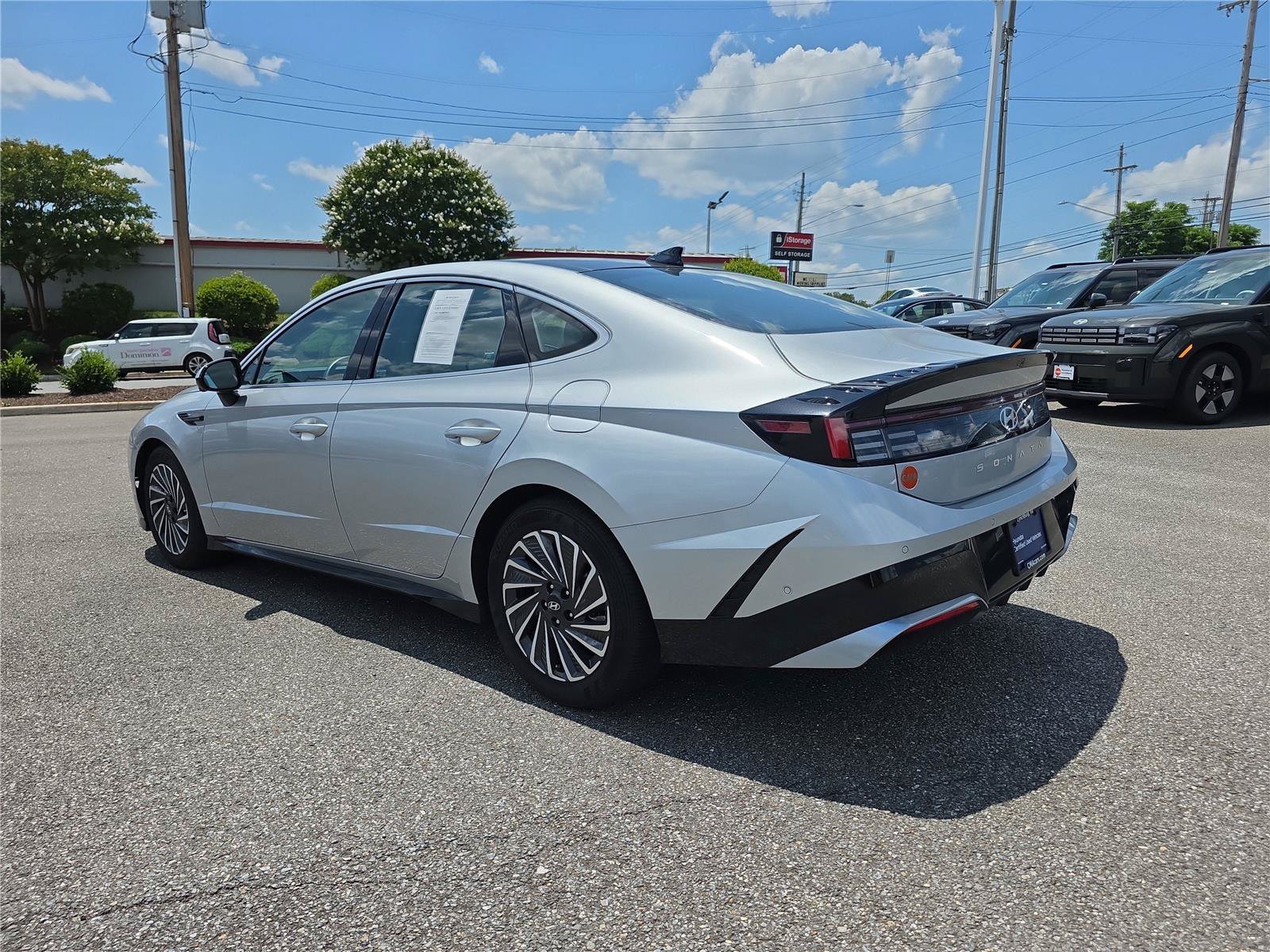 Certified 2025 Hyundai Sonata Limited FWD image 9